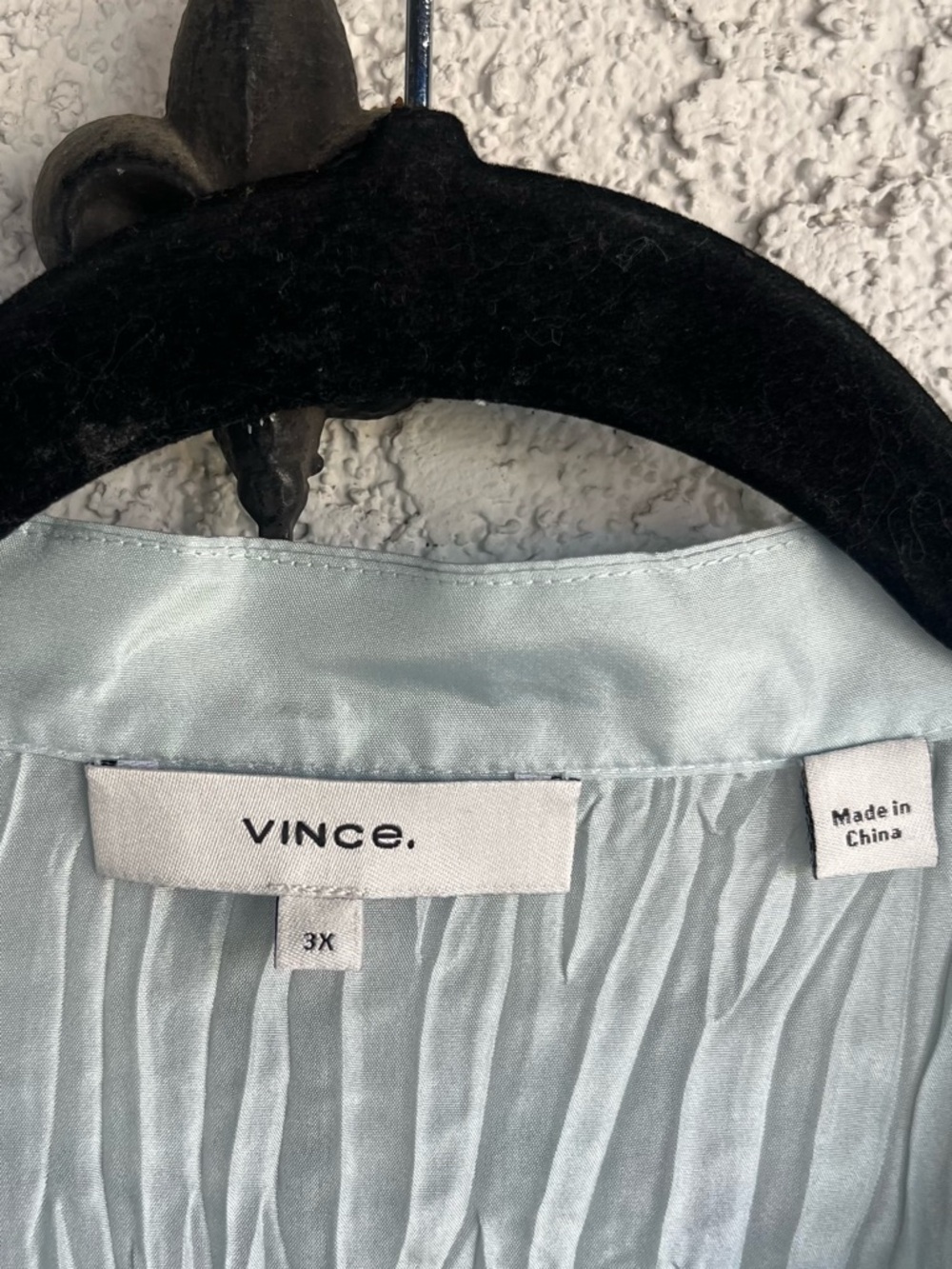 Vince Silk Sky Blue Pleated Split-Neck Textured Blouse - Picture 9 of 10